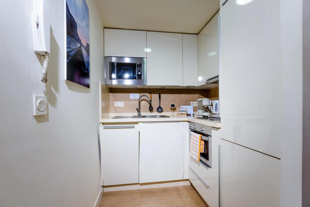 Loving Estepona Apartment Exterior photo